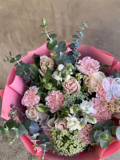 Charming Floral Designs for Valentine's Day