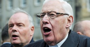 Ian Paisley, Northern Ireland's 'Dr. No,' Dies at 88