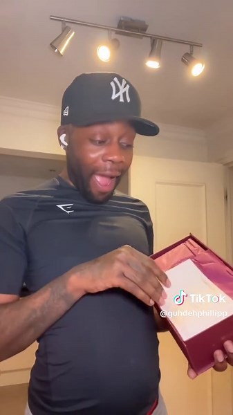 My first @Charlotte Tilbury skincare purchase was the Magic Cream after trying it in a sample pot. I was apprehensive about the price for a full size but after seeing how my skin looked after using it, that really solidified my decision to make the purchase. I also have blemish prone skin, The Dark Spot Correcting Radiance Serum has brightened my dark spots within weeks! As someone with very sensitive skin I've watch several videos of hers where she explains her products and the benefits. It too