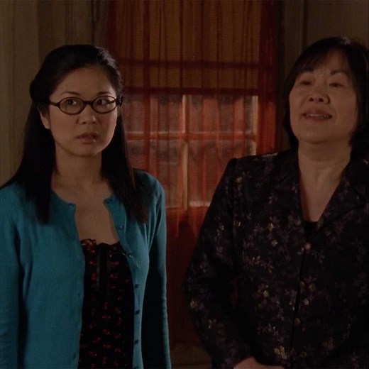 This is a Lane & Mrs. Kim appreciation post 📺: GILMORE GIRLS | Netflix Family