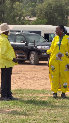 President Museveni Campaigns In Kazo District #trending #dance #music #yowerimuseveni