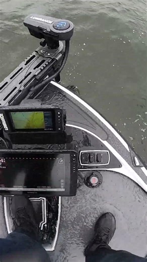 Sometimes we must brave the waves to catch grande bass - #fishing #bassfishing #shorts #youtube