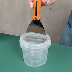 Simple way to keep your putty knife clean🧰