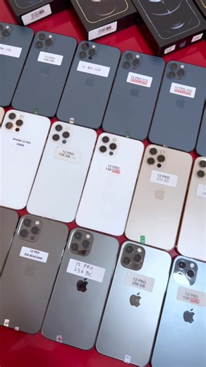 🌙 HALOO REK! ✨ Gak terasa… kita sudah semakin dekat dengan Hari Raya Idul Fitri. Sebelum waktunya cuti dan libur lebaran, ini saat yang pas buat upgrade handphone impianmu! 📱 🔥 Langsung saja merapat ke Javastore Lamongan! Pilihan Android & iPhone super lengkap, kualitas terjamin, dan pastinya siap nemenin momen lebaran kamu jadi makin seru. 🎁 Mau foto keluarga lebih jernih? 🎮 Mau main game lebih lancar? 📸 Mau update story lebaran tanpa lag? Semua bisa kamu dapatkan di Javastore Lamongan! ⚡