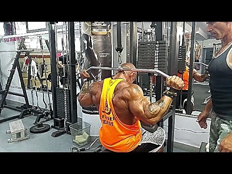 Giannis Magkos & His coach D. Balasas/Back workout/Προπόνηση πλάτης