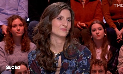 Invitée - Marine Leonardi : l'étoile montante de l'humour poursuit sa tournée des Zéniths