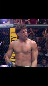 Quillan Salkilld submits Gamrot! #ufcvegas120