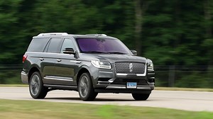 2018 Lincoln Navigator Review: Large Lap of Luxury