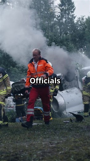 UPS Airlines Plane Crash at Louisville Airport ⚠️ | Nov 4, 2025 Incident Explained http://newsplusglobe.com/ Description: A tragic UPS Airlines plane crash occurred at Louisville Muhammad Ali International Airport on November 4, 2025. ⚠️ This video covers the full details — what happened, emergency response efforts, and the ongoing investigation. Stay informed as authorities reveal the cause behind this shocking aviation incident. ✈️📰 Hashtags: #UPSPlaneCrash #LouisvilleAirport #AviationNews #B