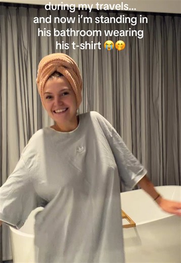 Travel Love: Flew Back for a Guy and Wore His Oversized T-Shirt