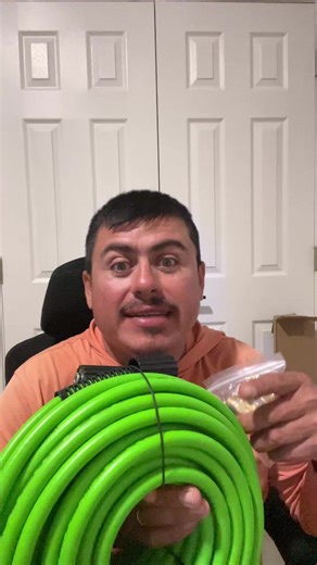 #elmuchachitoalegrechavez