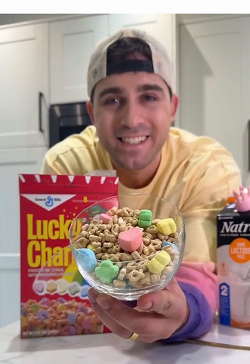 Discover Giant Lucky Charms Marshmallows Today!