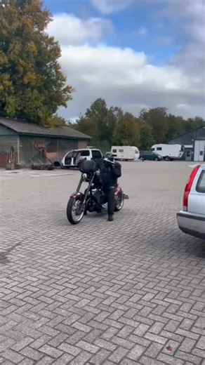 245 reactions · 5 comments | Bagger is back on the road again after a visit to @small_town_customs_ermelo Replacing the throwout bearing, fixing clutch issues. Now it’s shifting great again! #RMCF #RoguesMC #RoguesMCAlmere | Rogues MC Almere | Facebook