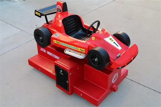 No Reserve: 1970s F1-Style Children’s Ride