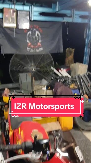 Full Slot at IZR Motorsport: Exciting Racing Action