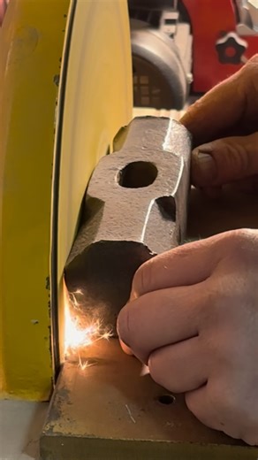 Needed a new handle on the medium sledgehammer. Felt wrong not to restore the head as well while I was at it. This hammer has been used for heavy duty work for many decades, perhaps a century. Nowadays I mainly use it to install window hardware so it has many comfortable years ahead of itself. Take care, //Petter #restoration #diy #toolrestoration | Petter Gantelius