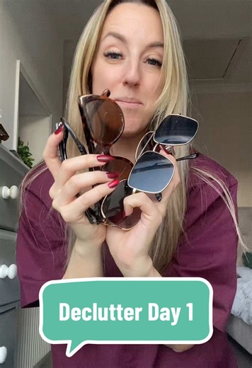 Removing at least 2000 items from my home before end of January! #declutteryourlife #declutterwithme #vlog #newtiktok #decluttering