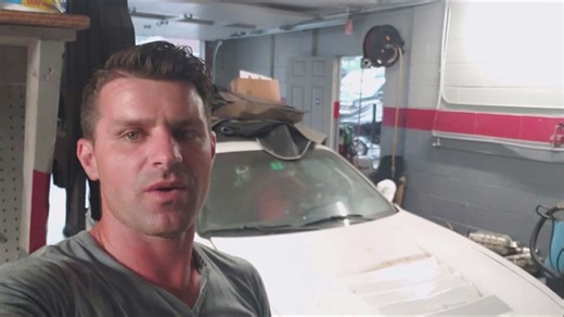 Dealer auction car hunting focuses on convertibles