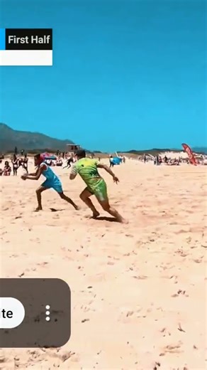 This guy doesn't know where to go🤣🤣🤣🔥⚡💥 #spinningtop #rugbystep #beachtouch #skillshowcase #shirts