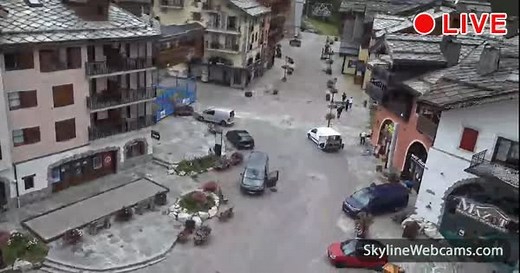 【LIVE】 Webcam Bourg-Saint-Maurice - Arc 1950 | SkylineWebcams