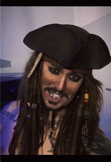 Cosplay del Capitán Jack Sparrow: Un Tributo a Johnny Depp