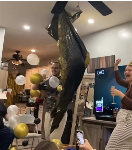 Balloon Drop: Celebrate New Year's 2026 in Style