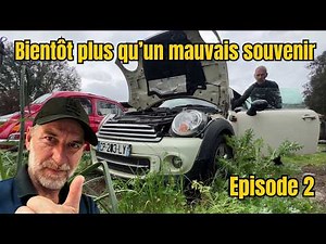 Distribution réglée, hélicoil posé, porte redressée… la Mini BMW renaît !