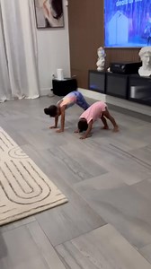 13K views · 411 reactions | Dad catches daughter teaching little sister how #fyp #dayinmylife #girldad #vlog #dzfamily #family #Christmas | dzfamily | Facebook