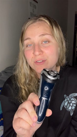 Watch Review on the best electric razor you need  on Amazon Live
