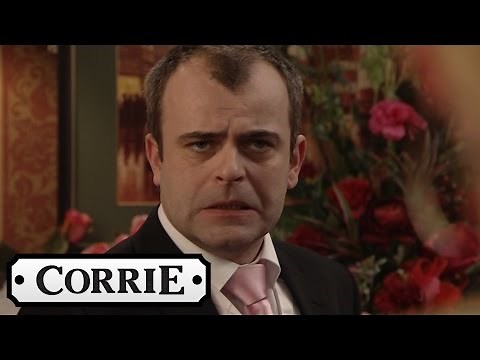 Coronation Street - Steve's Weddings: Steve And Tracy