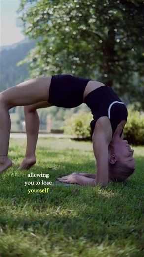 Extreme Deep Back Bend 🔥 Spine Flexibility Challenge#backbending #deepbackbend #yogapractice