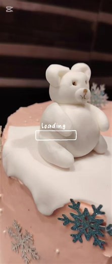 ‏This is a cake I made as a beginner 🎂😋