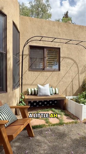 So much better with this inexpensive DIY idea! 🖤⚪️✨ #backyarddiy