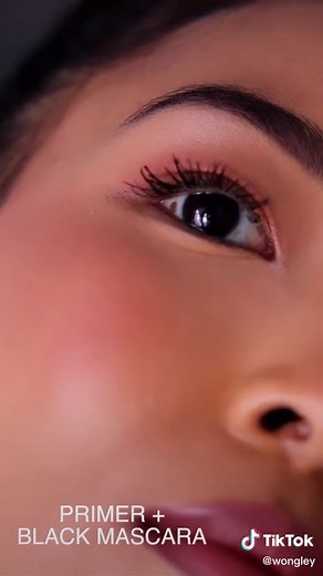 Say hello to your new fav eyelash combo🤩 The #LOrealParis x #LashParadise primer and mascara. Choose between the washable or waterproof mascara’s for 20x more volume & up to 2x more length. How do my lashes look? 🤩 #LOrealMakeup #Makeup #Lashes #Waterproof #Beauty #Mascara #LorealParisSA AD