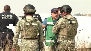 A 1976 Piper PA-31P Navajo aircraft (XB-FVF) made an emergency landing owing to an apparent engine failure in the Bosques de Chapultepec subdivision, east of the city of Puebla. Occupants of the aircraft have been reported safe. 📹By: Sicom Noticias News Input: Aviation Safety | FL360aero