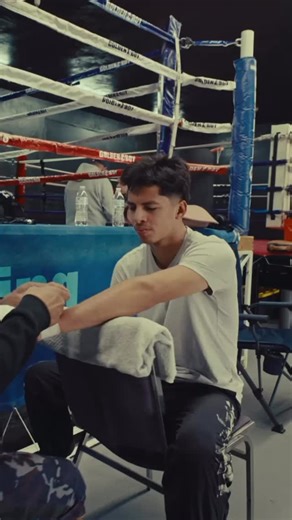 🔒Locked in. Leveled up. 🎚️ @cbazaldua04 returns January 30th at Thunder Studios for @dmgboxing Fight Night. 2026 energy.💥 | Supreme Boxing