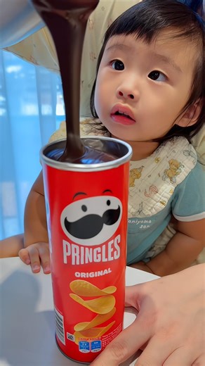 Putting Chocolate In Pringles🍫🍪#funny #shorts