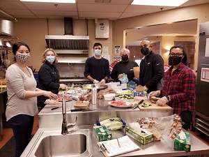 Volunteer in Chicago - Deborah's Place