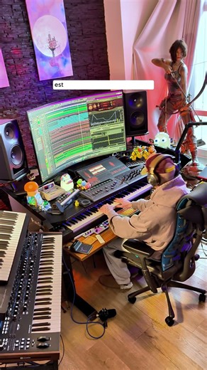 here's a super early version of a cyberpunk / synthwave track I'm currently working on :) #beats