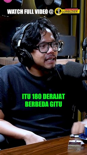 D.C on Instagram: "Kalau kalian mau saya angkat kisah ini... Maka kisah ini harus di angkat oleh orang yang tepat. Now link at IG Story!!"