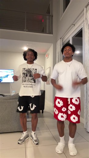 Tag ur duo #viral #trendingdance #Duu #newdance #twins | dances