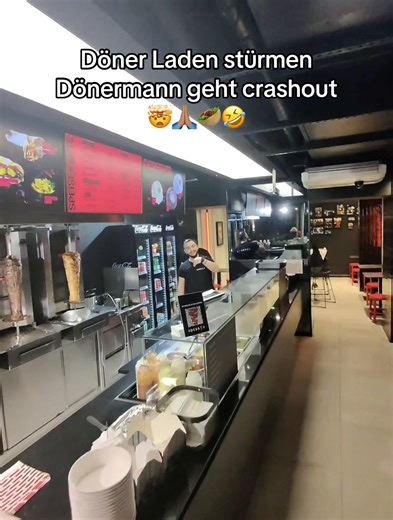 Hilarious Döner Kebab Prank Goes Wild