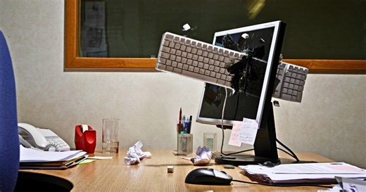 México pierde 25 mil empresas formales en 2025, récord histórico que ocasiona despidos masivos