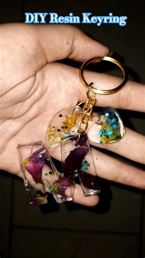 Resin Key Ring #resinartwork #resincraft #resinepoxy #keychain #shorts