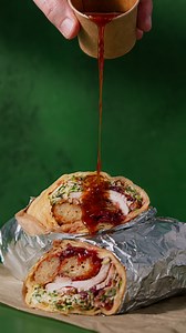 Taking Borderless Cuisine to the next level, our Yorkshire Battered Burrito and Knorr Professional Chipotle Gravy is everything we want this festive season and more 🤩 With Knorr Professional Gravy providing the perfect foundation for these festive flavours, you can get creative with no compromise on quality! Want the recipe? 👀 Push the boat out this Christmas with Knorr: http://bit.ly/3J0tFc9 | Unilever Food Solutions UK