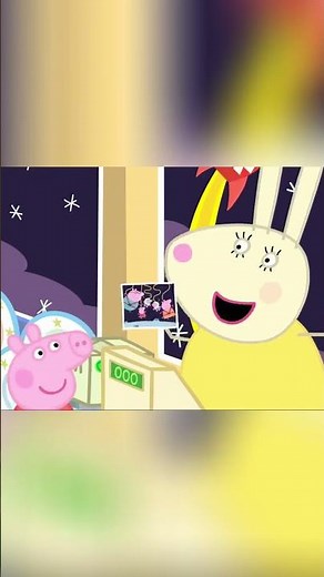 Peppa and her family at the moon shop! 🌕