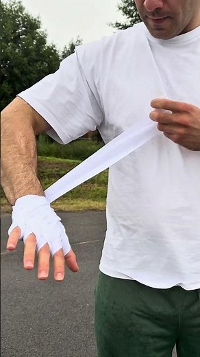 Professional Boxing Hand Wrap Tutorial (4.5m 🥊 #boxing #boxinglife #boxingtraining #motivation