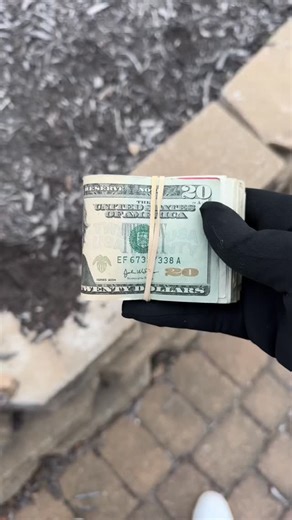 CashStash KC on Instagram: "Go find the cash KC! 💵 Follow for clues! Hidden at 3:42pm"