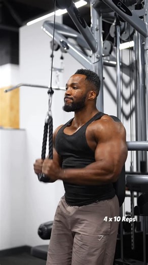 Frank MSc- Exercise Physiology 🧪🔬🥼 | Lock in 😤 save and try this workout for shredded tris 💪🏾 . . #tricepworkout #armworkout #viral #fitnesstips #explorepage | Instagram