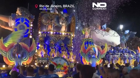 Rio Carnival: Samba schools light up the Sambadrome
